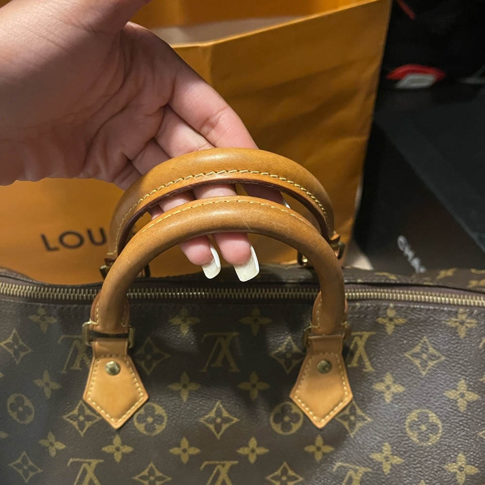 Louis Vuitton Canvas Speedy 35 (largest) - Picture 8 of 8